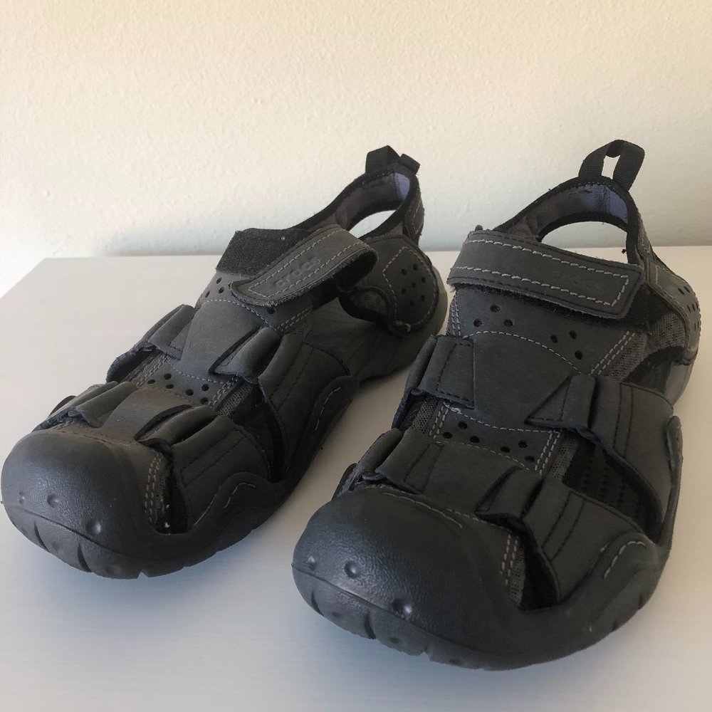 New Crocs Fisherman Sandals Men Size 11